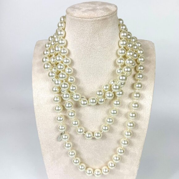 Chicos Faux Pearl Glass Beads Knotted 32 Opera Necklace Long - Picture 2 of 4